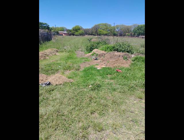 1,251M² VACANT LAND FOR SALE IN DANNHAUSER
